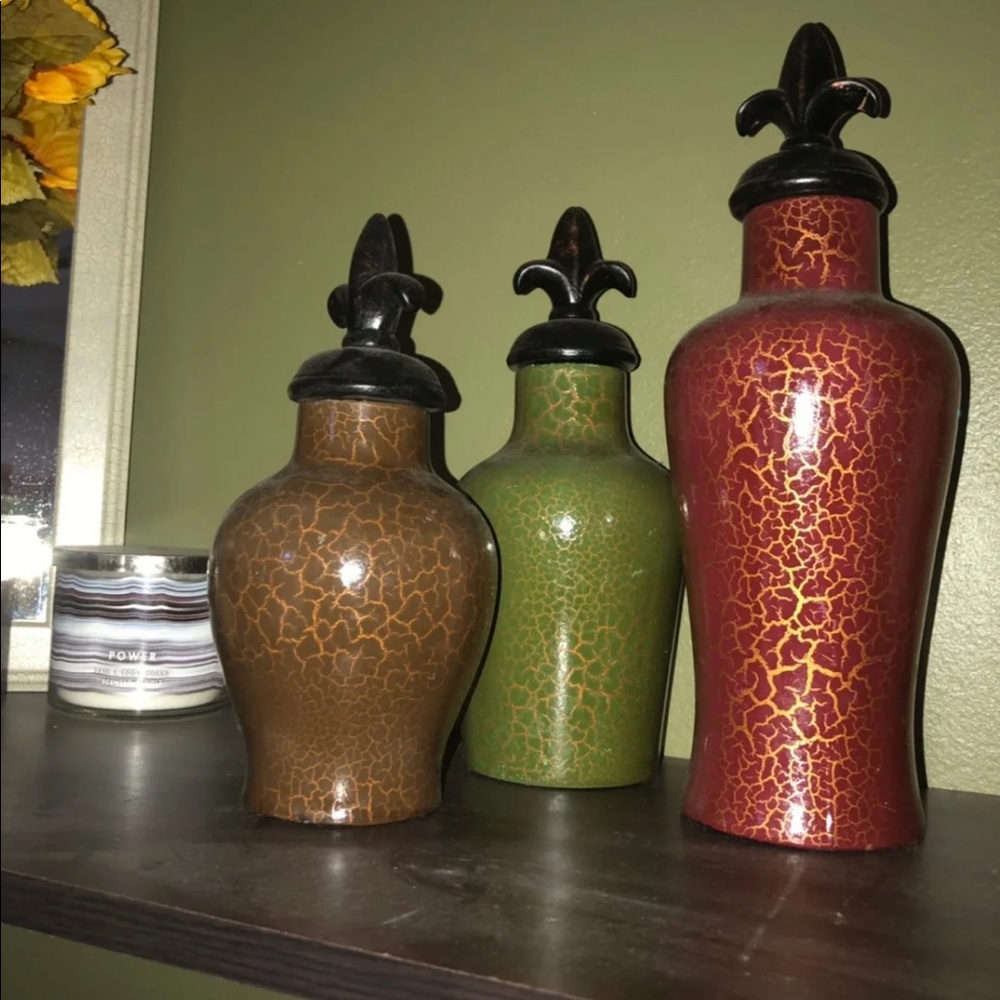 Home decor - Picture 2 of 3